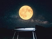 “Dedicato alla Luna” – L’EP che sfida l’omologazione con sonorità libere e contaminazioni audaci