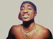 Tupac, in arrivo in Italia l’unica biografia autorizzata del leggendario rapper statunitense